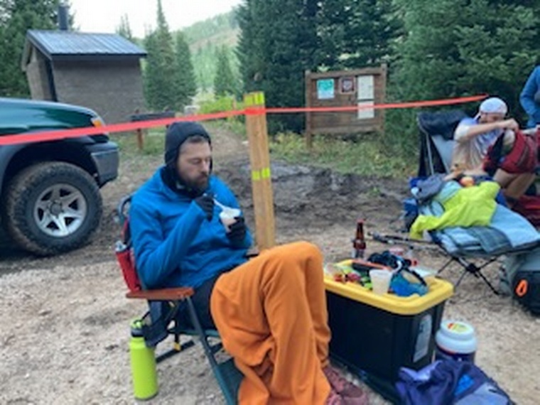 click to enlarge - photo by: Bear 100 Runner Support - Eating warm broth and hot chocolate